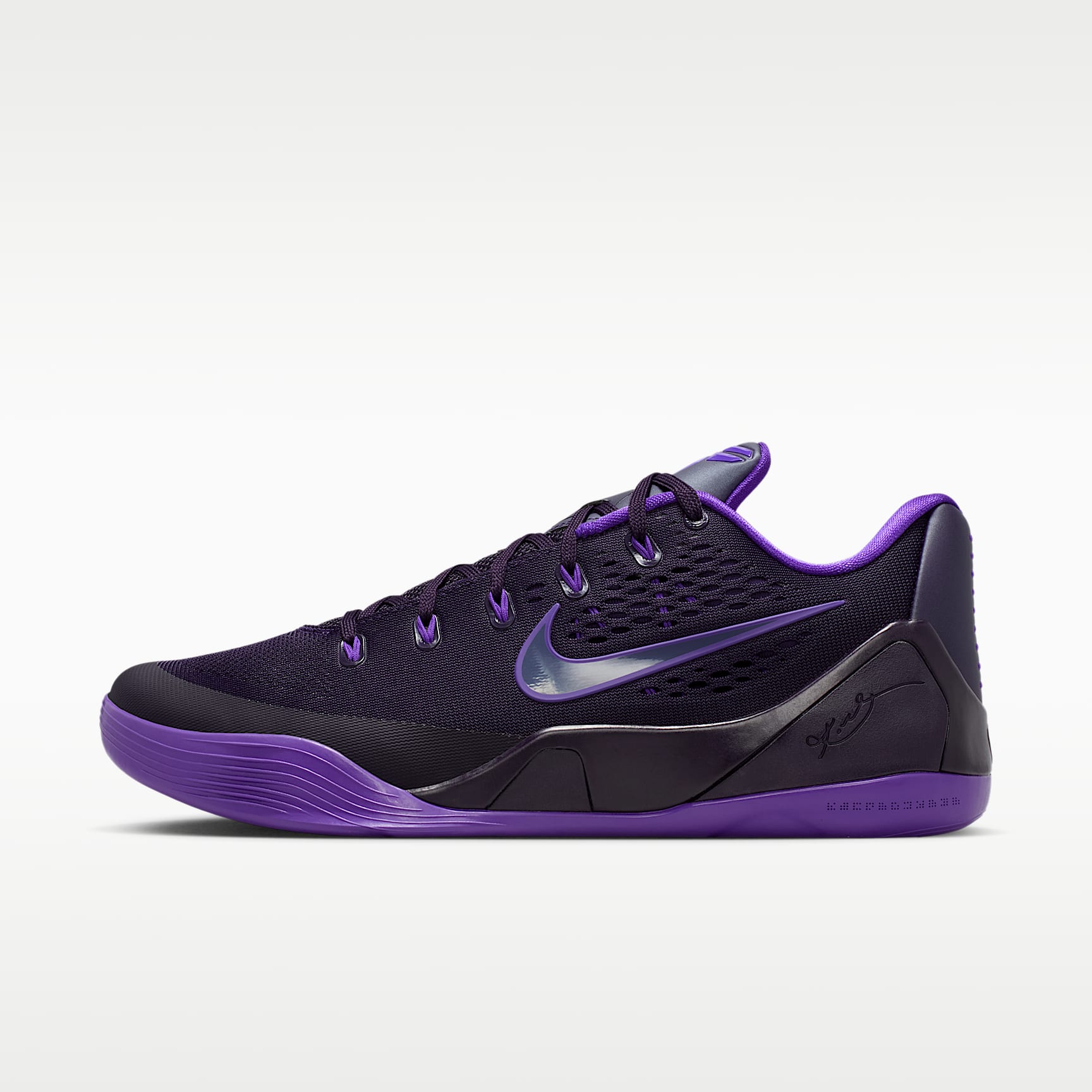 コービー9 エリート　LOW EMプロトロ Kobe IX Elite Low EM Protro Basketball Shoes. Nike.com